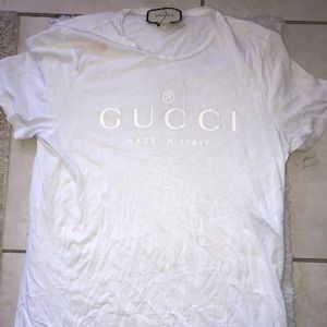 Medium wore once Gucci t shirt with makeup stains